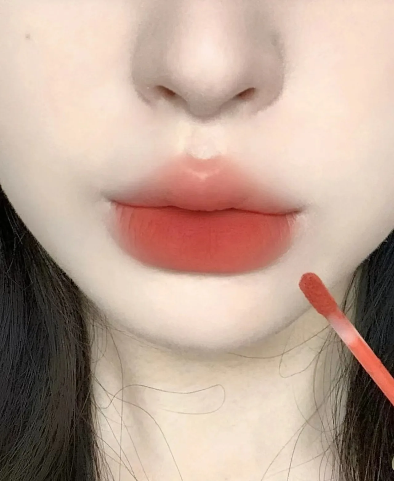 גלידה השפה זיגוג מבריק לחות סקסי אדום השפתיים שפתון מט איפור Longlasting צבע שאינו מקל כוס ליפ גלוס. התמונה 5