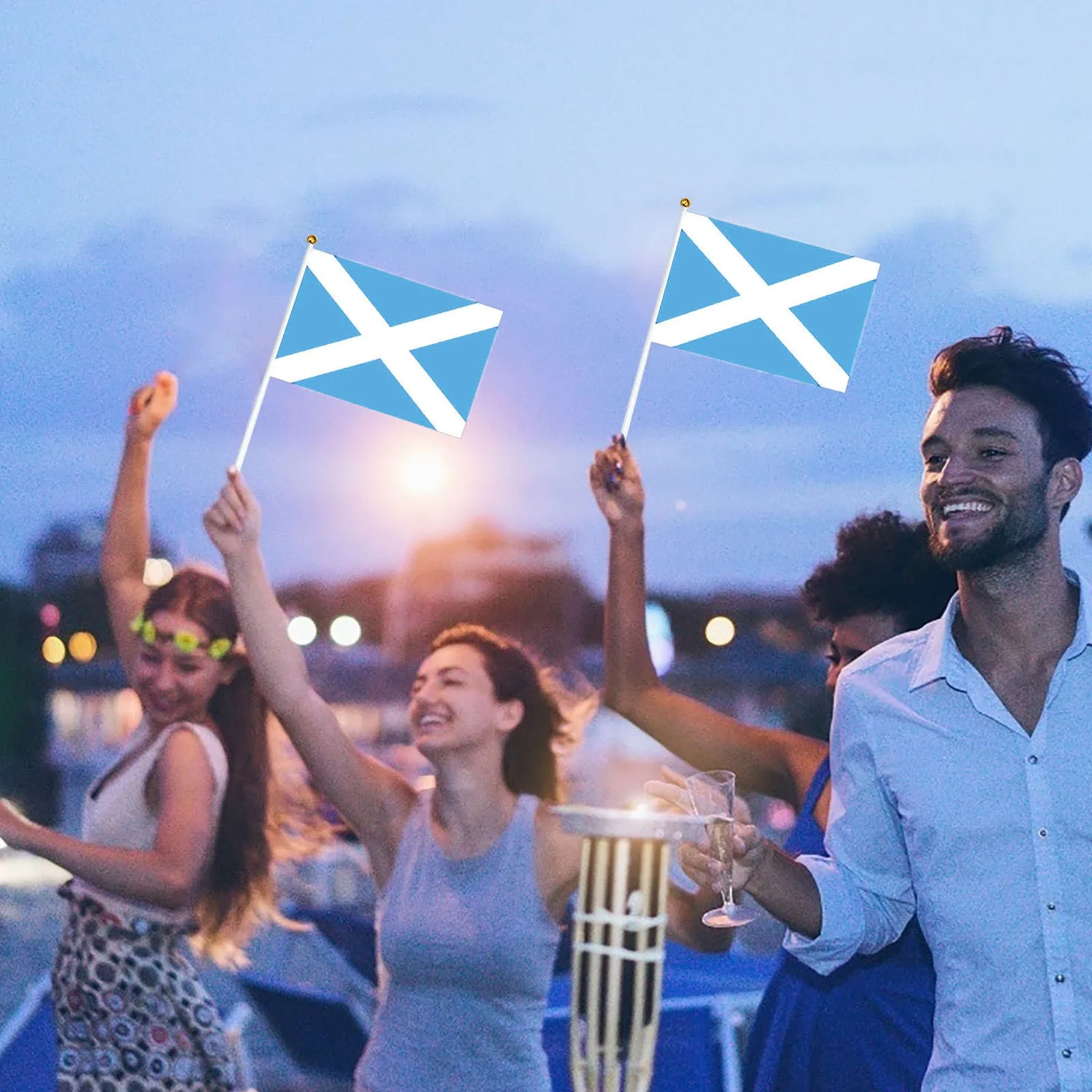עיצוב מיני סקוטלנד, סקוטלנד בבית יד דגל מחזיק את הדגל תלוי חלון קישוט עיצוב הבית התמונה 3